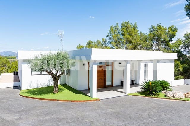 6 soverom Villa til salgs i Chiva - € 1 150 000 (Ref: 8384645)