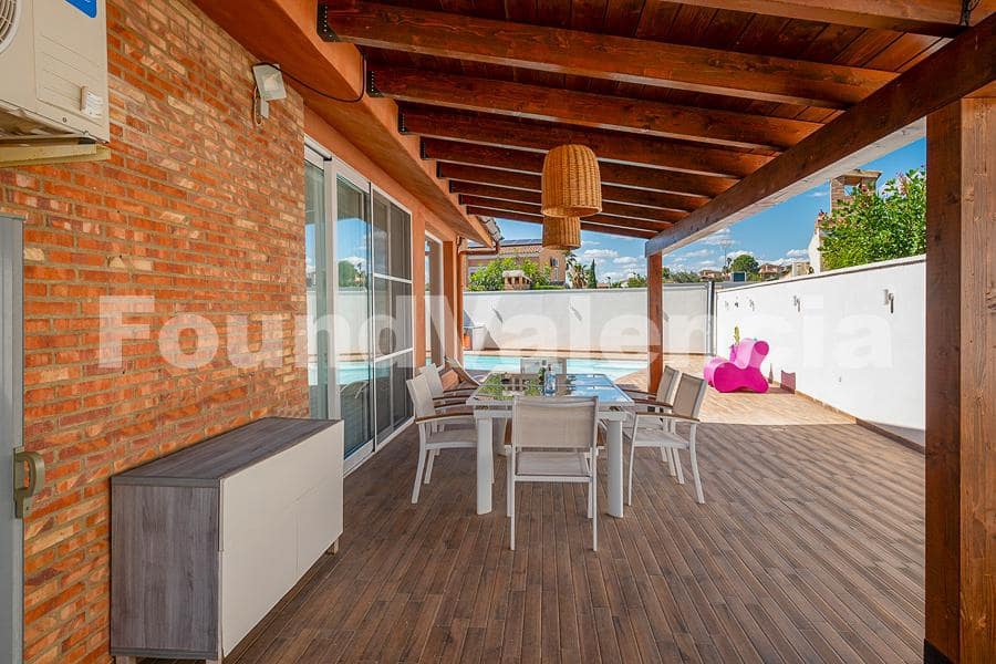 5 quarto Moradia para venda em Riba-roja de Turia - 950 000 € (Ref: 8396216)