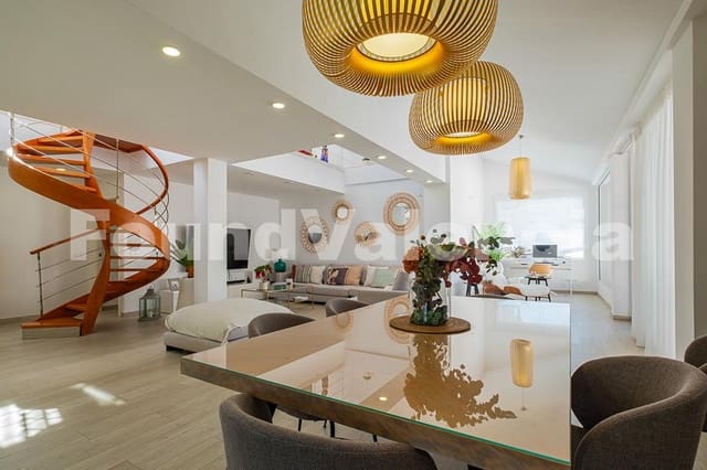 5 bedroom Villa for sale in Riba-roja de Túria - € 950,000 (Ref: 8396216)