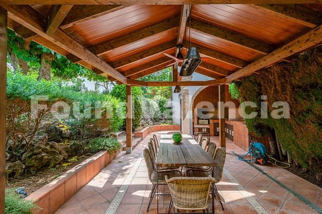 6 soverom Villa til salgs i L'Eliana - € 865 000 (Ref: 8511249)