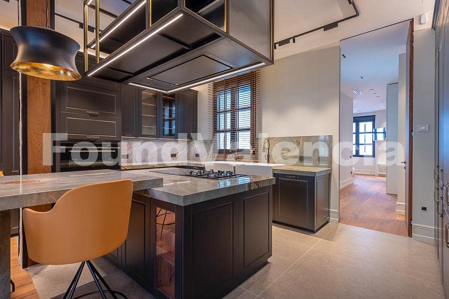 4 soveværelse Lejlighed til salg i Valencia by - € 3.200.000 (Ref: 8583239)