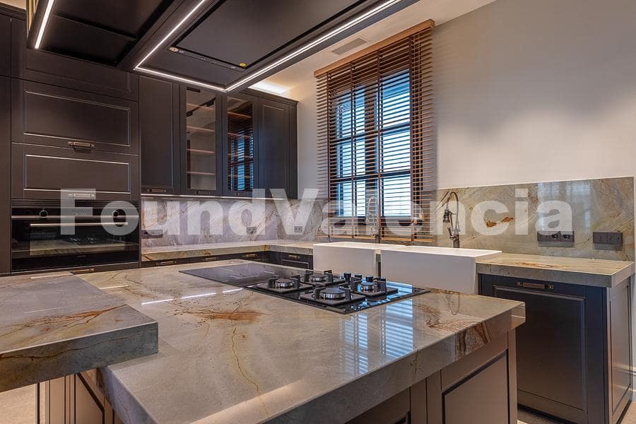 4 soveværelse Lejlighed til salg i Valencia by - € 3.200.000 (Ref: 8583239)