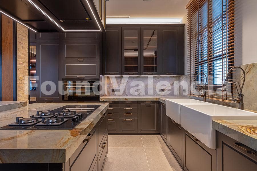 4 soveværelse Lejlighed til salg i Valencia by - € 3.200.000 (Ref: 8583239)