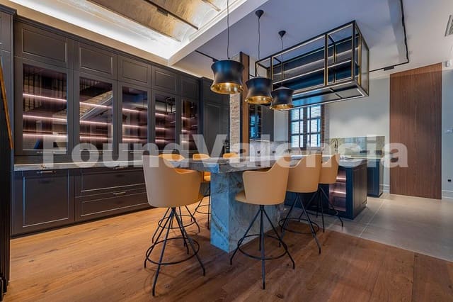 4 makuuhuone Huoneisto myytävänä paikassa Valencia kaupunki - 2 950 000 € (Ref: 8583239)