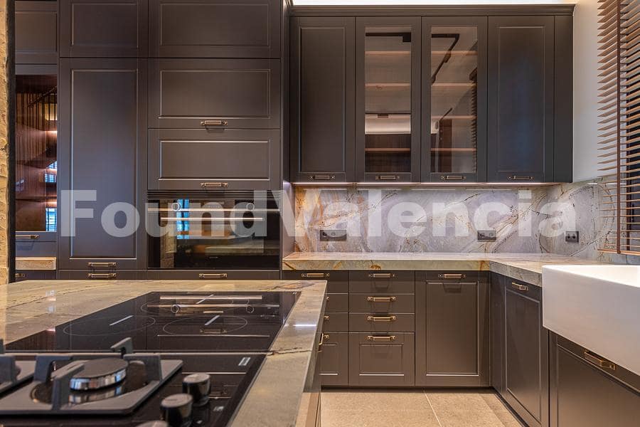 4 soveværelse Lejlighed til salg i Valencia by - € 2.950.000 (Ref: 8583239)