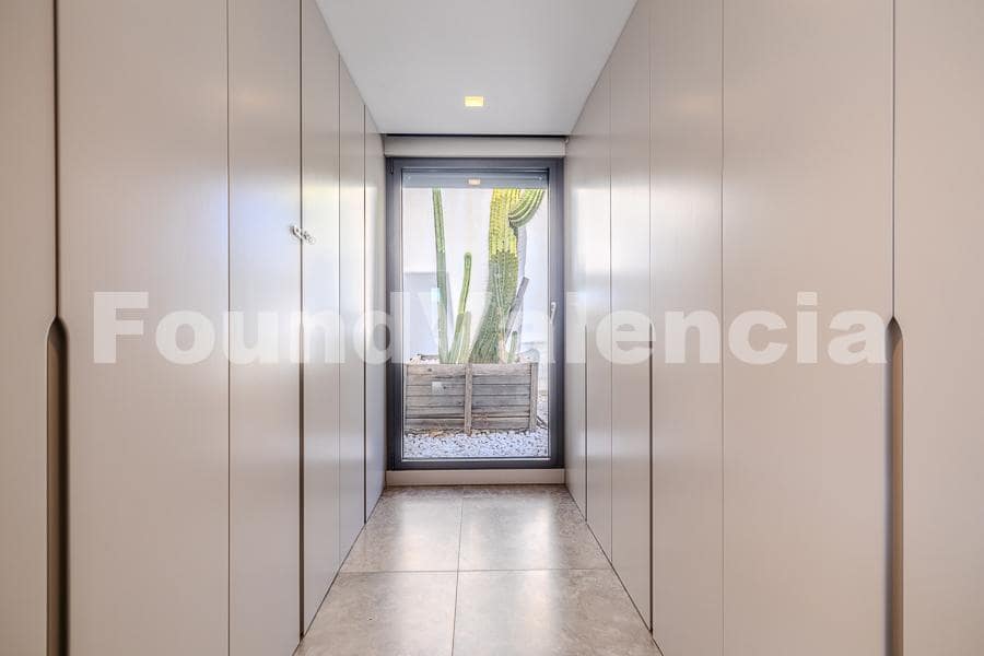 3 chambre Villa/Maison à vendre à Oliva - 490 000 € (Ref: 8583241)