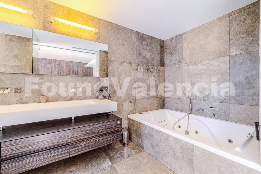 3 chambre Villa/Maison à vendre à Oliva - 490 000 € (Ref: 8583241)