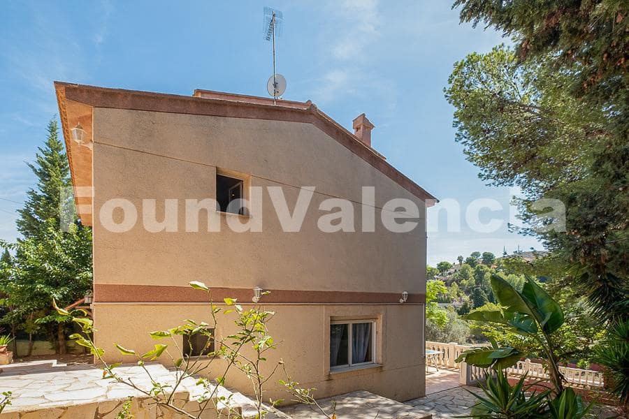 4 soverom Villa til salgs i Chiva - € 349 000 (Ref: 8583244)