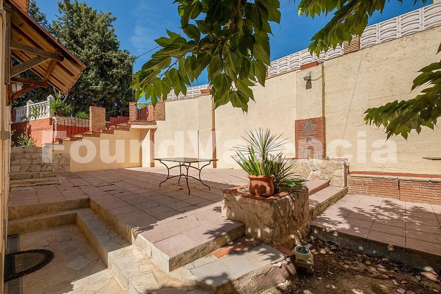 4 soverom Villa til salgs i Chiva - € 349 000 (Ref: 8583244)