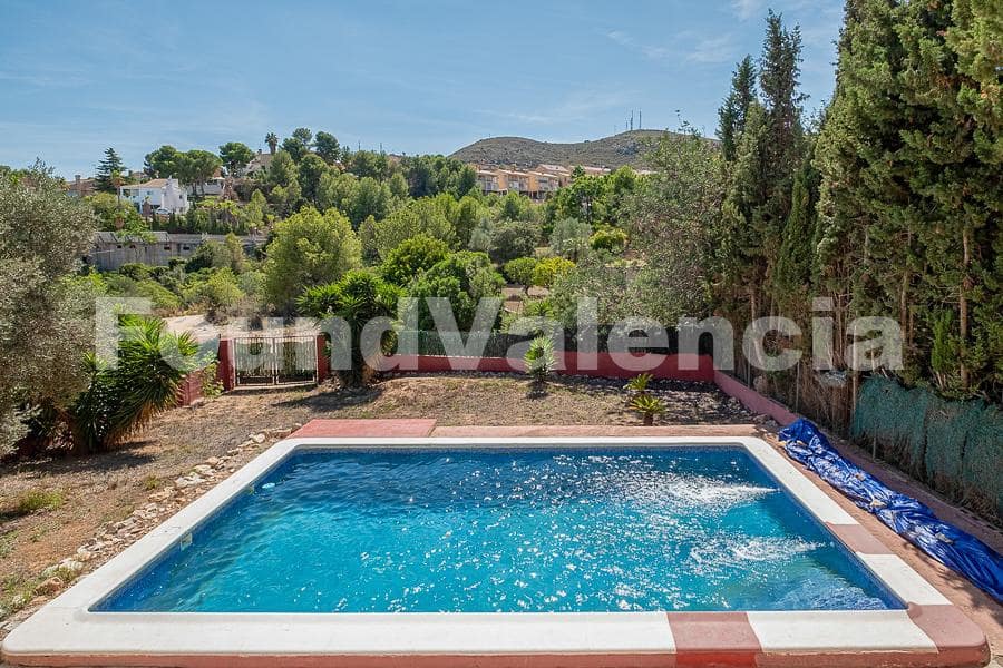 4 soverom Villa til salgs i Chiva - € 349 000 (Ref: 8583244)