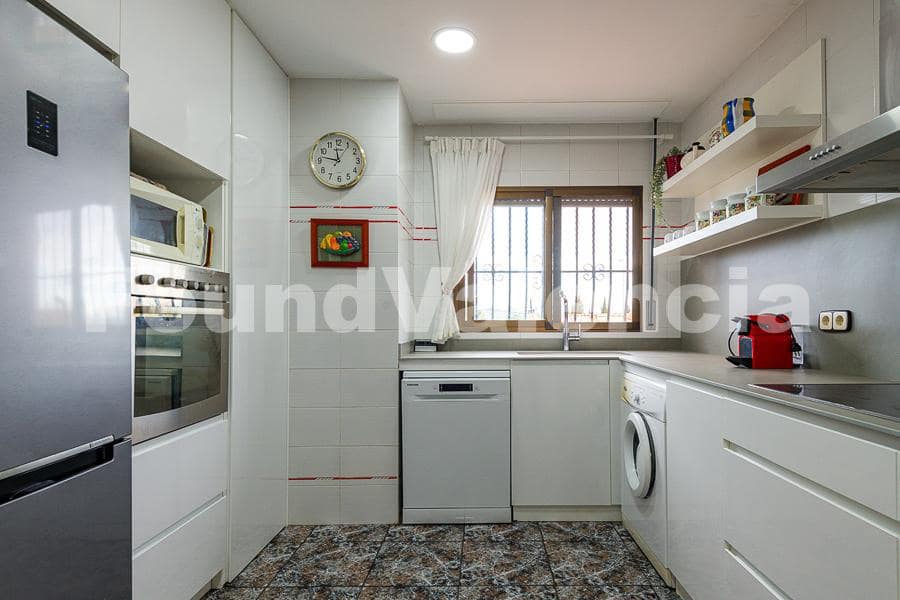 11 bedroom Villa for sale in L'Eliana - € 690,000 (Ref: 8664786)