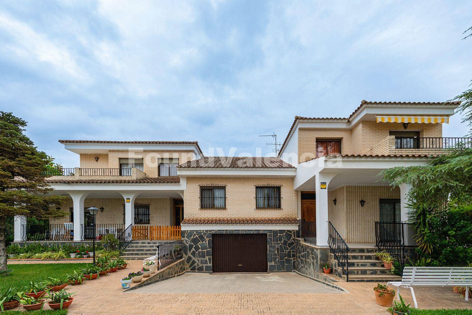 11 sovrum Villa till salu i L'Eliana - 690 000 € (Ref: 8677381)