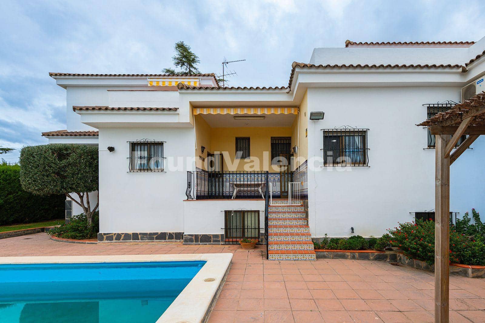 11 sovrum Villa till salu i L'Eliana - 690 000 € (Ref: 8677381)