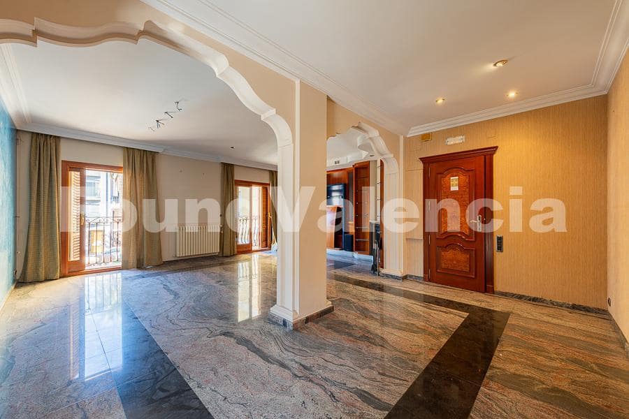 16 soveværelse Lejlighed til salg i Valencia by - € 820.000 (Ref: 8697600)