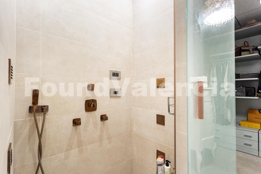 4 bedroom Apartment for sale in Valencia city - € 1,195,000 (Ref: 8807537)