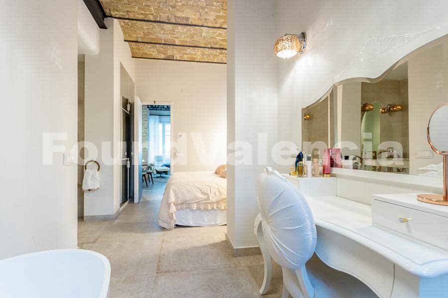 4 bedroom Apartment for sale in Valencia city - € 1,195,000 (Ref: 8807537)