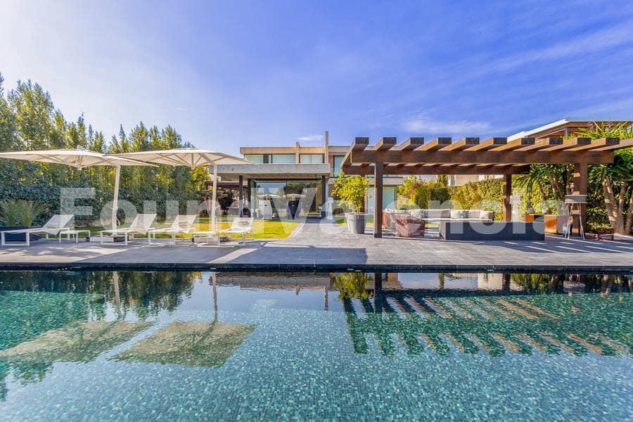 6 soverom Villa til salgs i Betera - € 4 000 000 (Ref: 8885465)