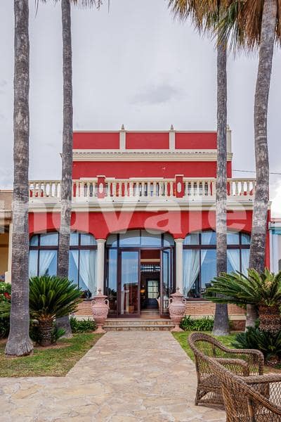 5 bedroom Villa for sale in Burriana / Borriana - € 1,300,000 (Ref: 8896024)