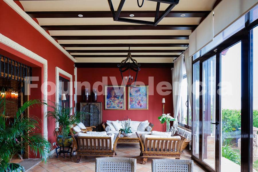 5 bedroom Villa for sale in Burriana / Borriana - € 1,300,000 (Ref: 8896024)