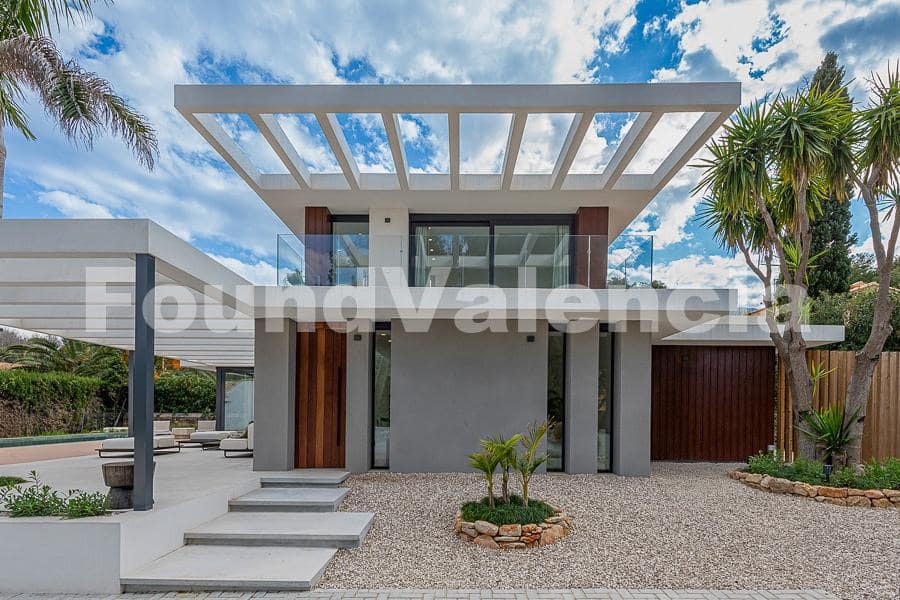4 soveværelse Villa til salg i Denia - € 1.990.000 (Ref: 8907010)