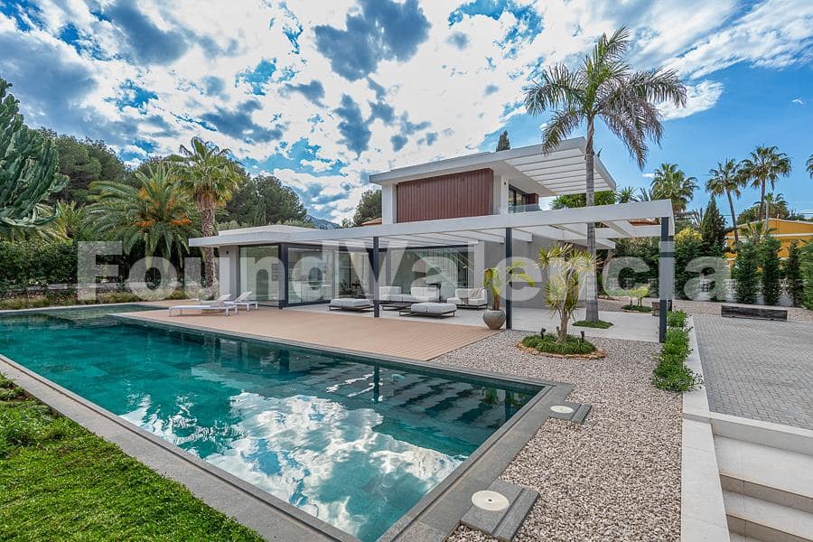 4 soveværelse Villa til salg i Denia - € 1.990.000 (Ref: 8907010)