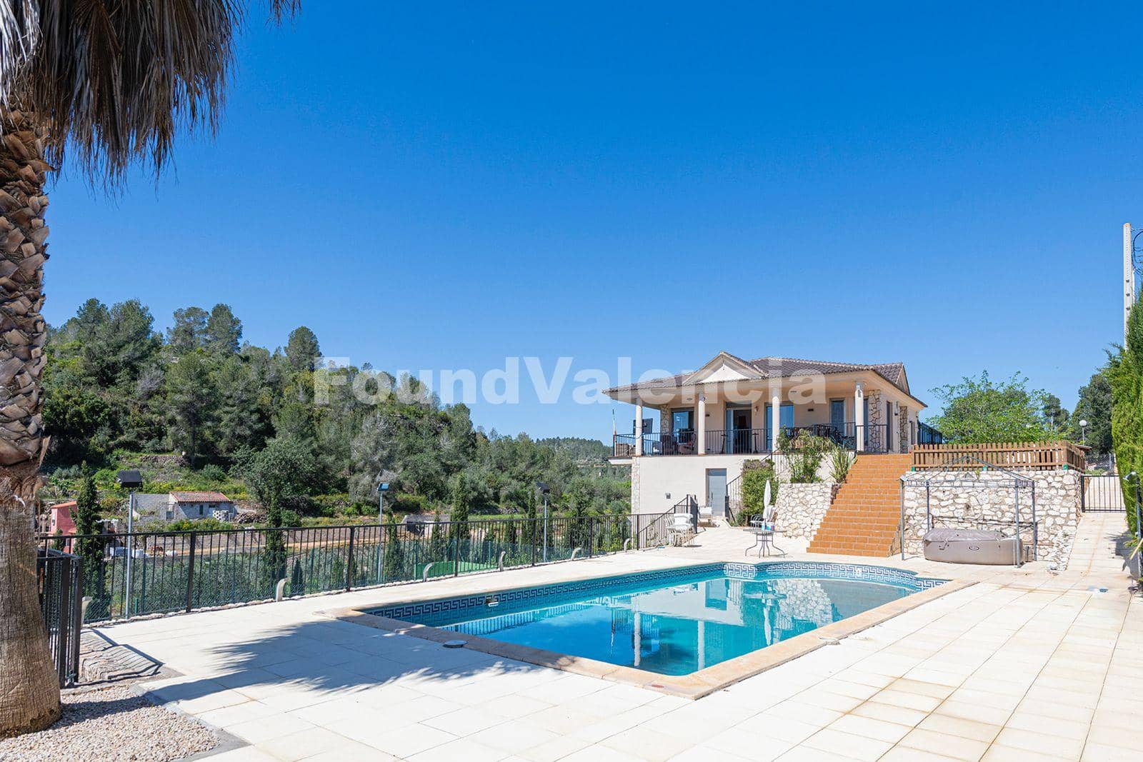 8 soveværelse Villa til salg i Chella - € 450.000 (Ref: 8971727)