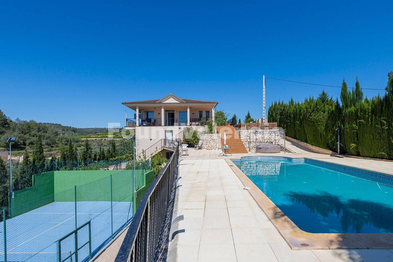 8 soveværelse Villa til salg i Chella - € 450.000 (Ref: 8971727)