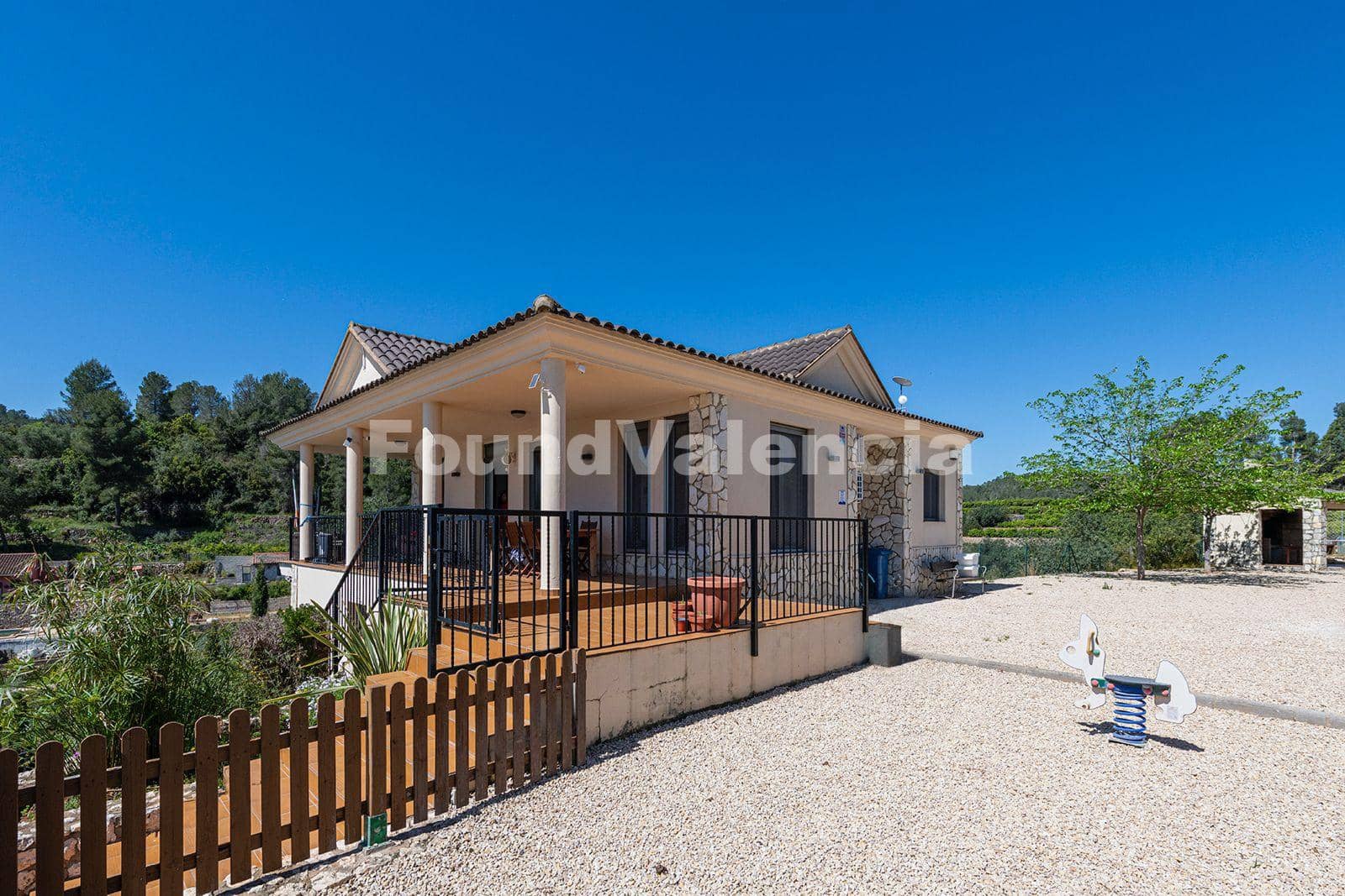 8 soveværelse Villa til salg i Chella - € 450.000 (Ref: 8971727)