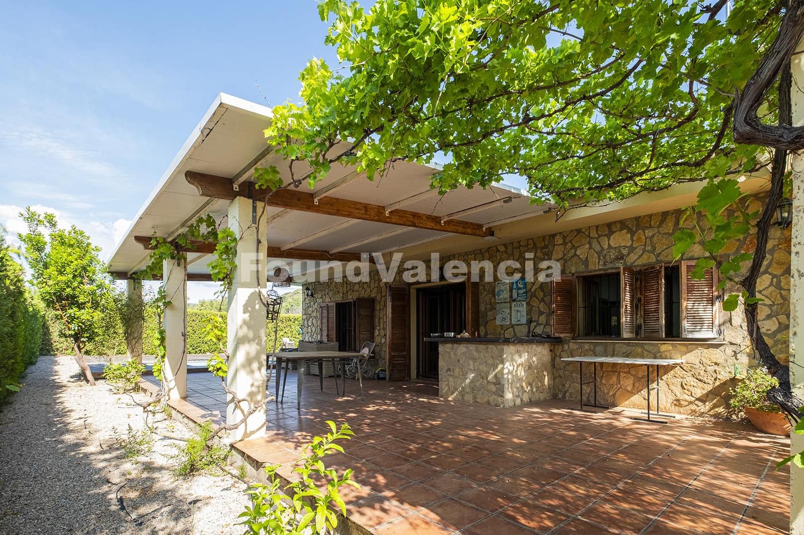 7 soveværelse Villa til salg i Chiva - € 440.000 (Ref: 9006629)