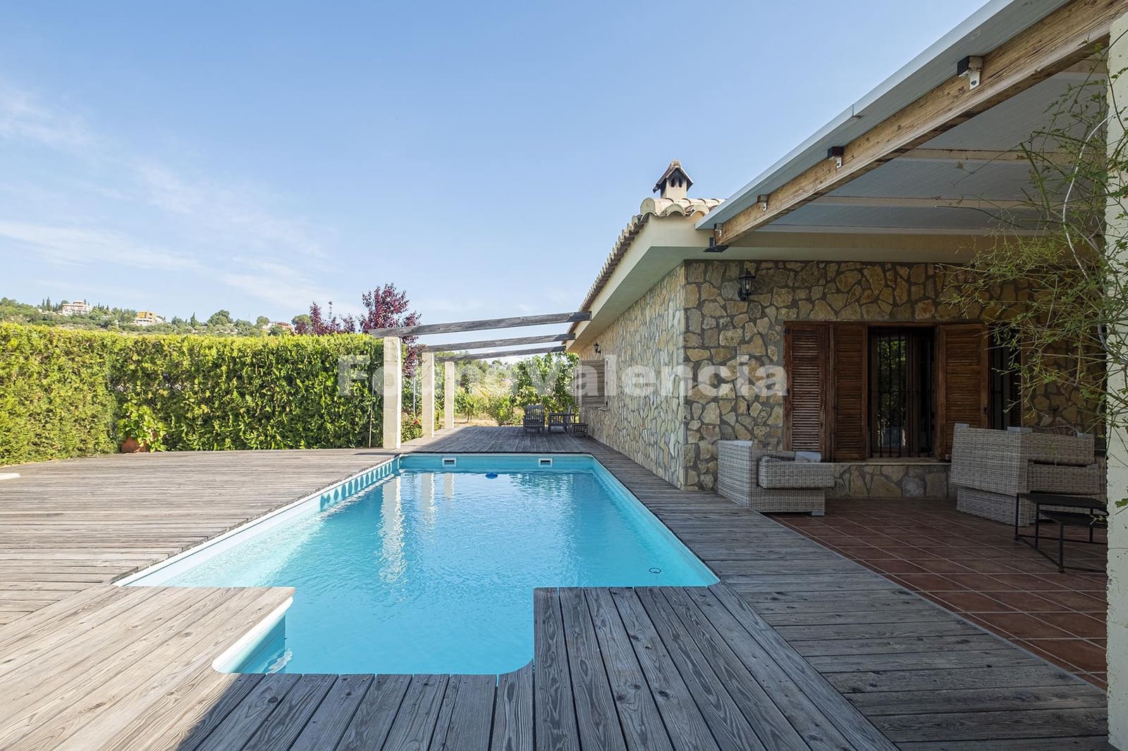 7 soveværelse Villa til salg i Chiva - € 440.000 (Ref: 9006629)