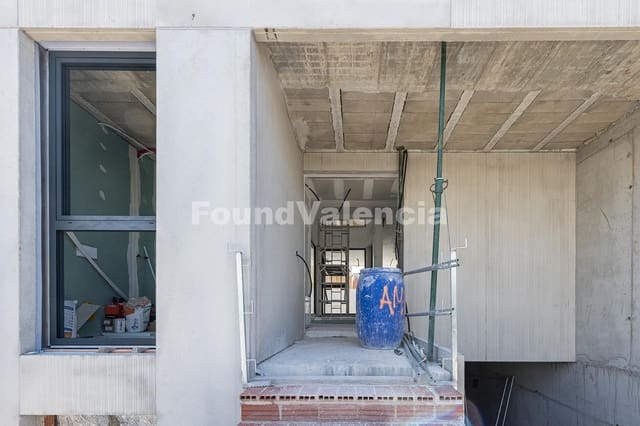 Chalet de 4 habitaciones en Bétera en venta - 650.000 € (Ref: 9019767)