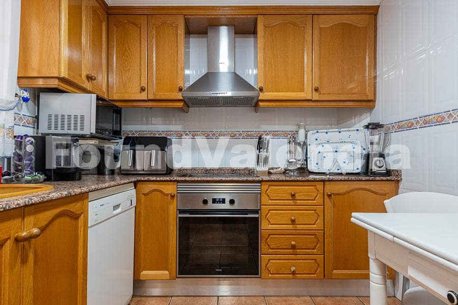 4 soveværelse Villa til salg i La Pobla de Vallbona - € 575.000 (Ref: 9057158)