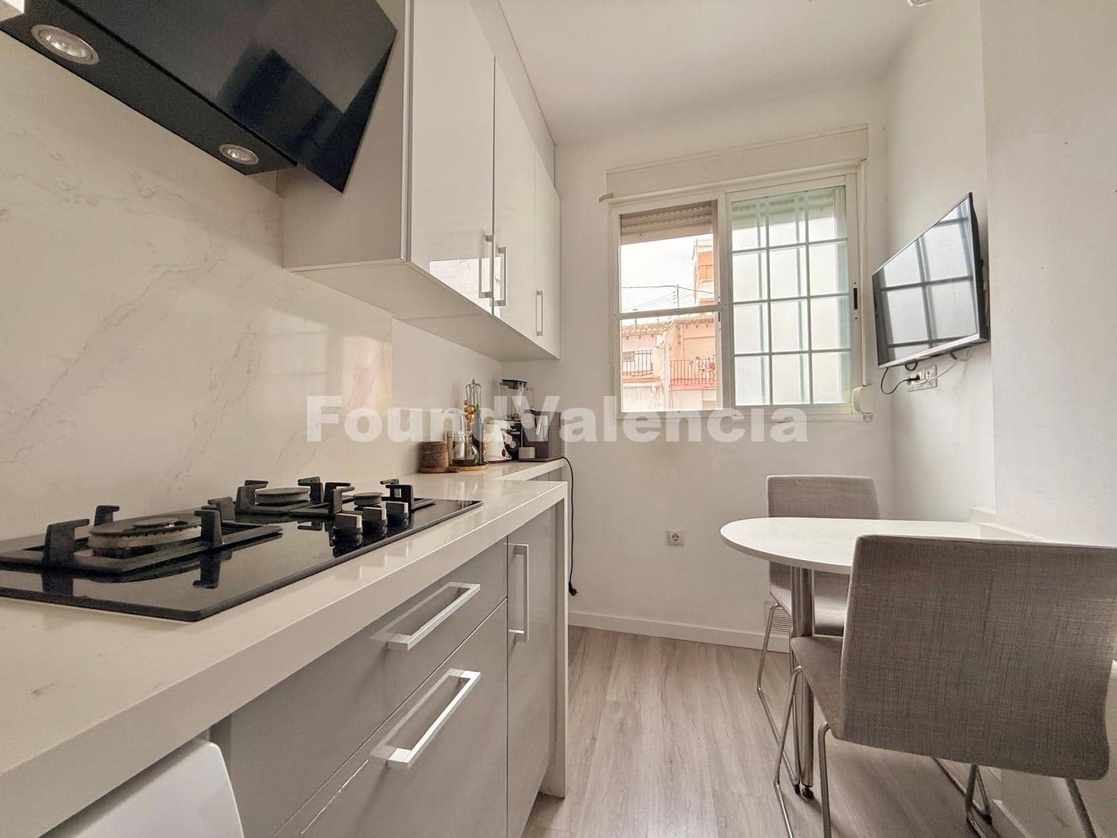 3 soveværelse Lejlighed til salg i Valencia by - € 345.000 (Ref: 9058683)