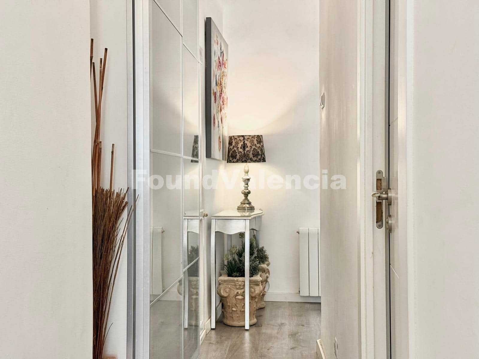 3 soveværelse Lejlighed til salg i Valencia by - € 345.000 (Ref: 9058683)