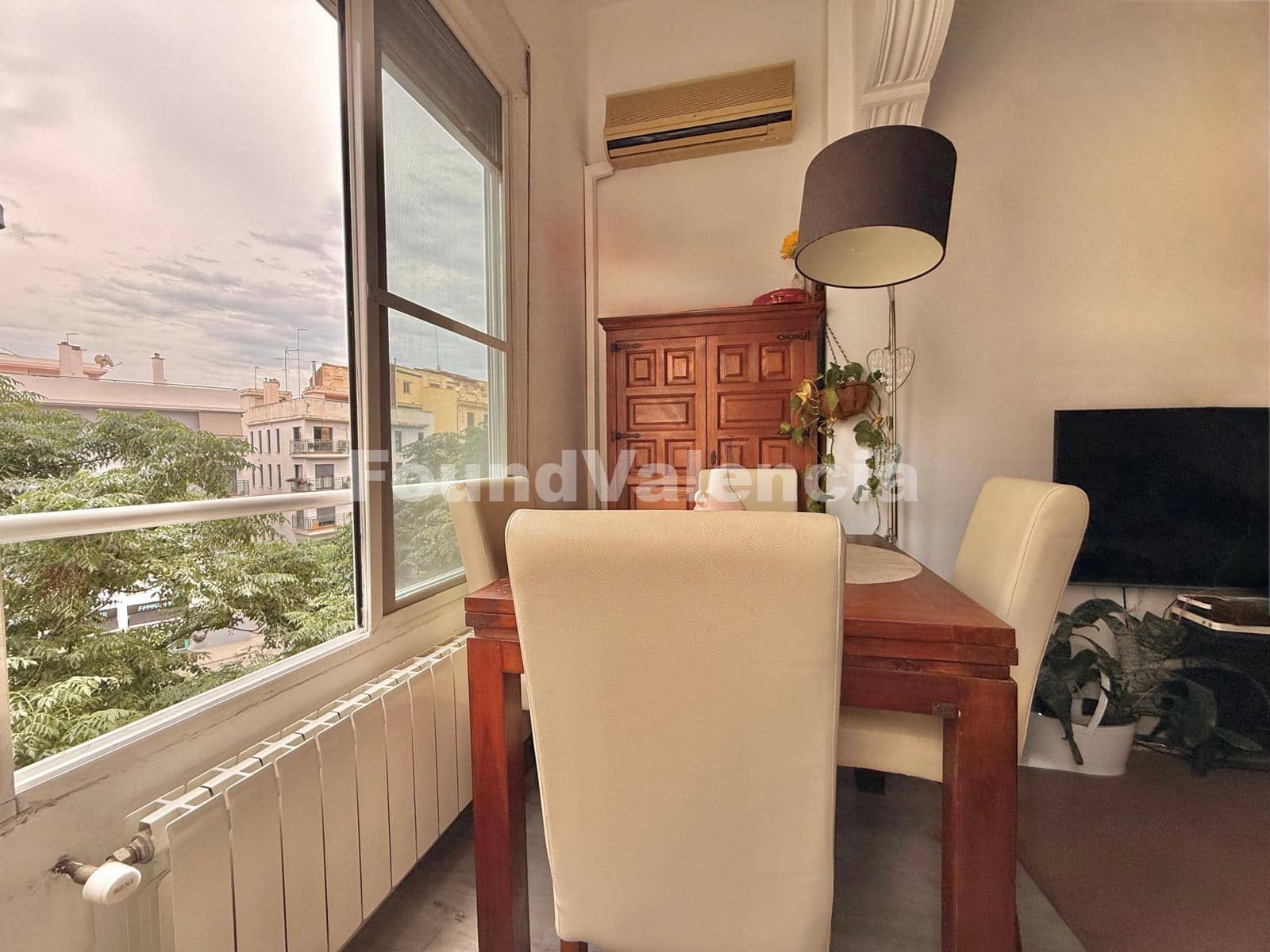 3 soveværelse Lejlighed til salg i Valencia by - € 345.000 (Ref: 9058683)