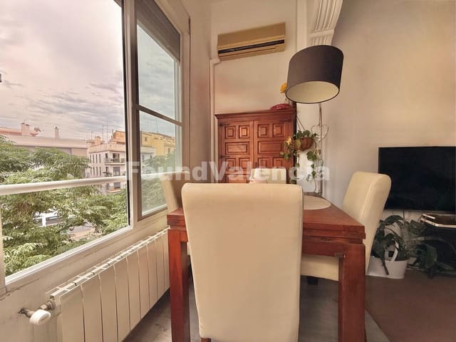 3 bedroom Apartment for sale in Valencia city - € 345,000 (Ref: 9058683)