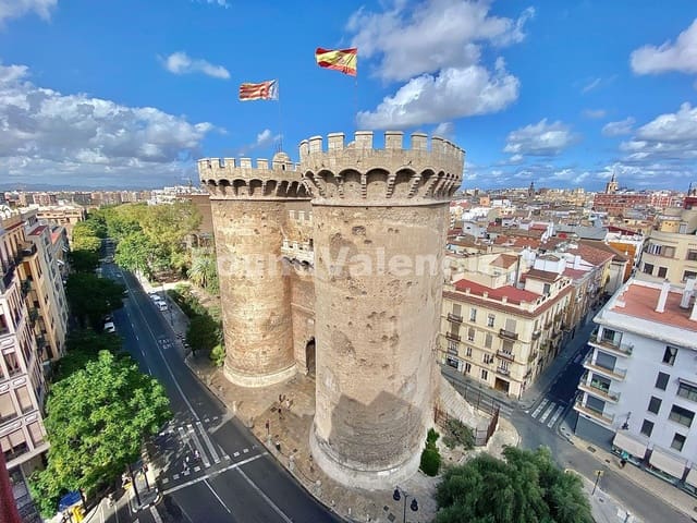 3 bedroom Apartment for sale in Valencia city - € 345,000 (Ref: 9058683)