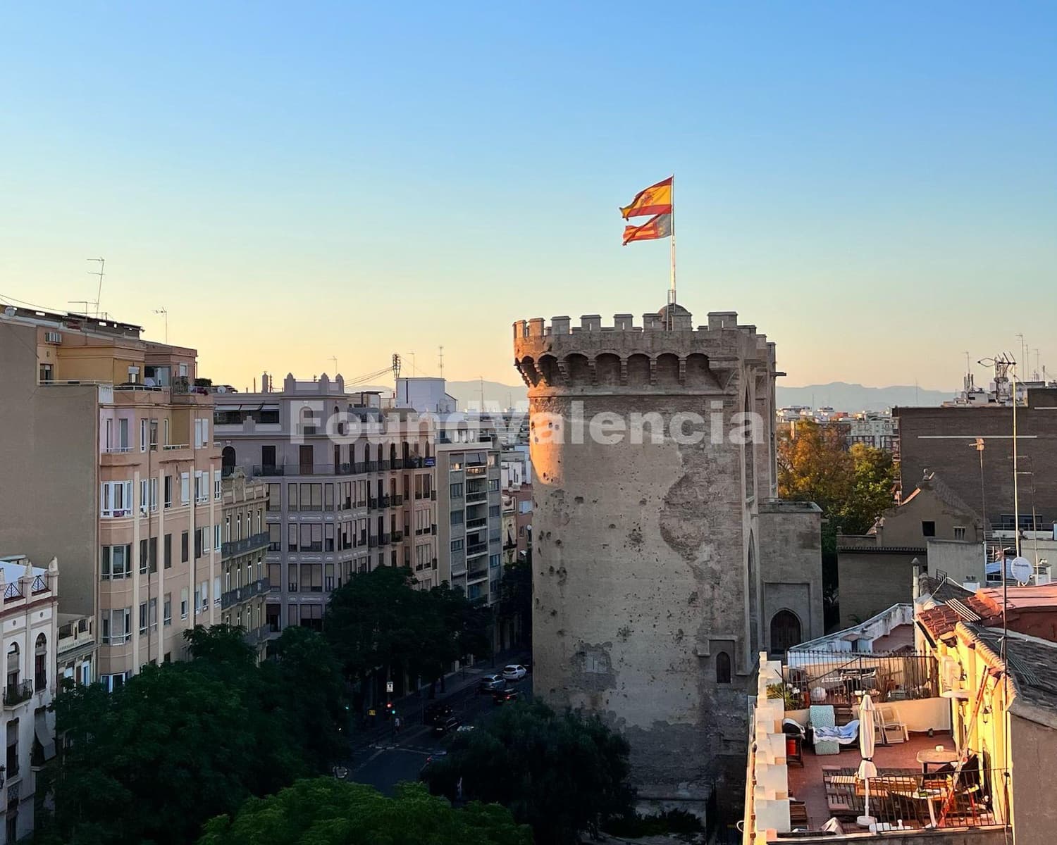 3 soveværelse Lejlighed til salg i Valencia by - € 345.000 (Ref: 9058683)