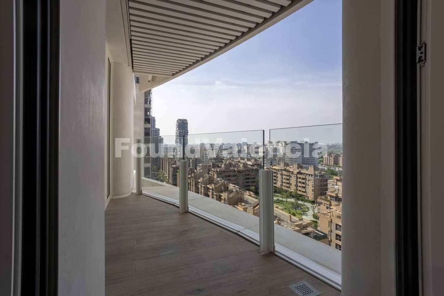 2 soveværelse Lejlighed til salg i Valencia by - € 615.000 (Ref: 9064772)