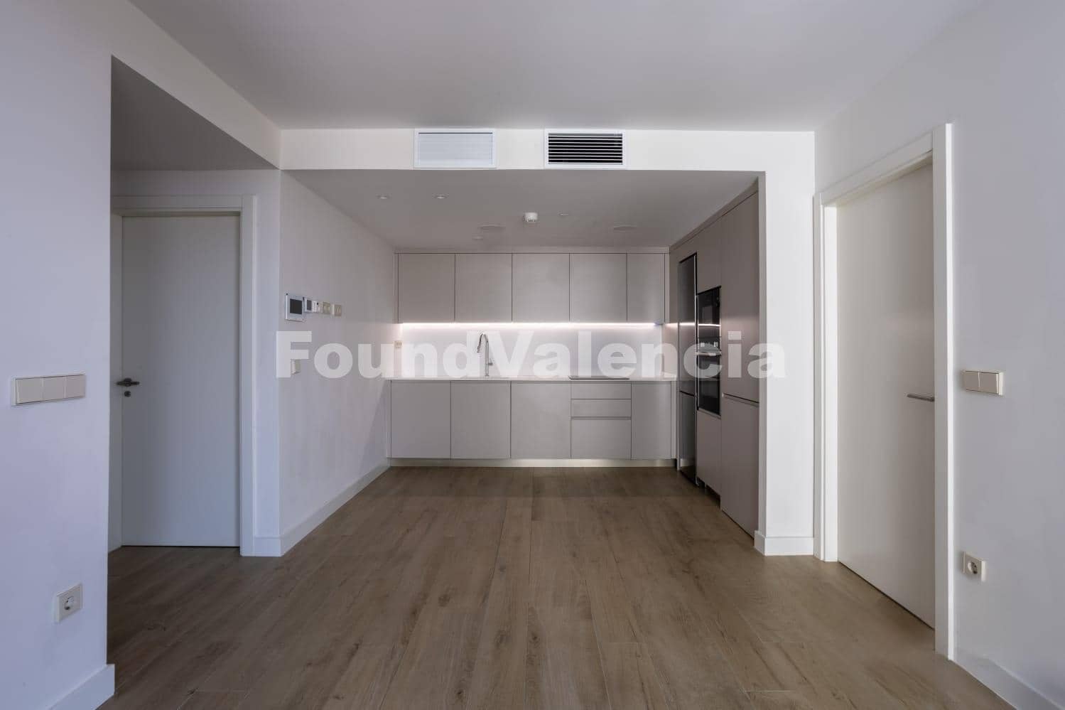 2 soveværelse Lejlighed til salg i Valencia by - € 615.000 (Ref: 9064772)