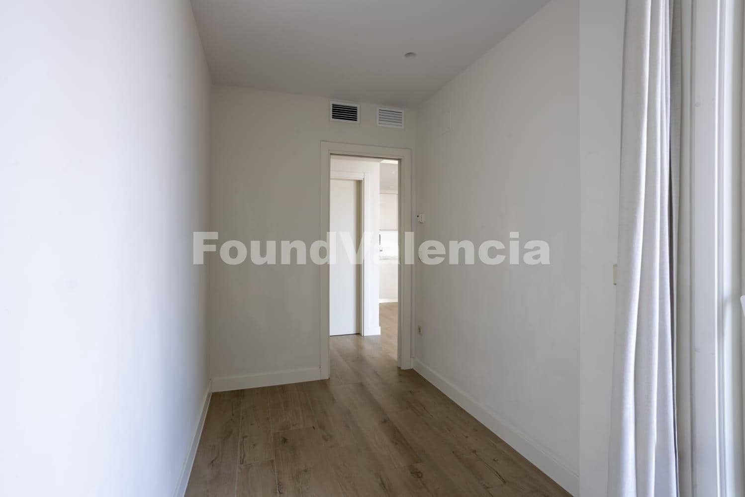 2 soveværelse Lejlighed til salg i Valencia by - € 615.000 (Ref: 9064772)