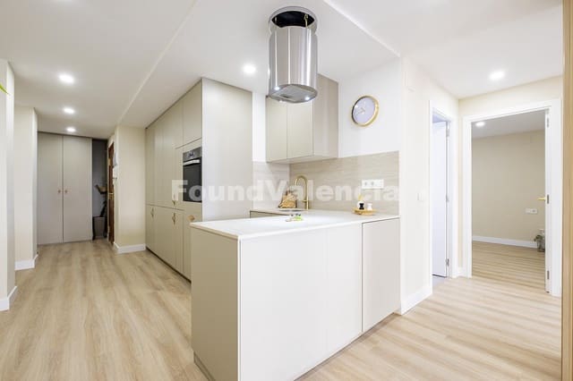 Apartamento de 2 habitaciones en Cabanyal-Canyamelar, València ciudad en venta - 445.000 € (Ref: 9165387)
