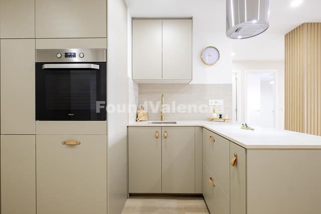 Apartamento de 2 habitaciones en Cabanyal-Canyamelar, València ciudad en venta - 445.000 € (Ref: 9165387)