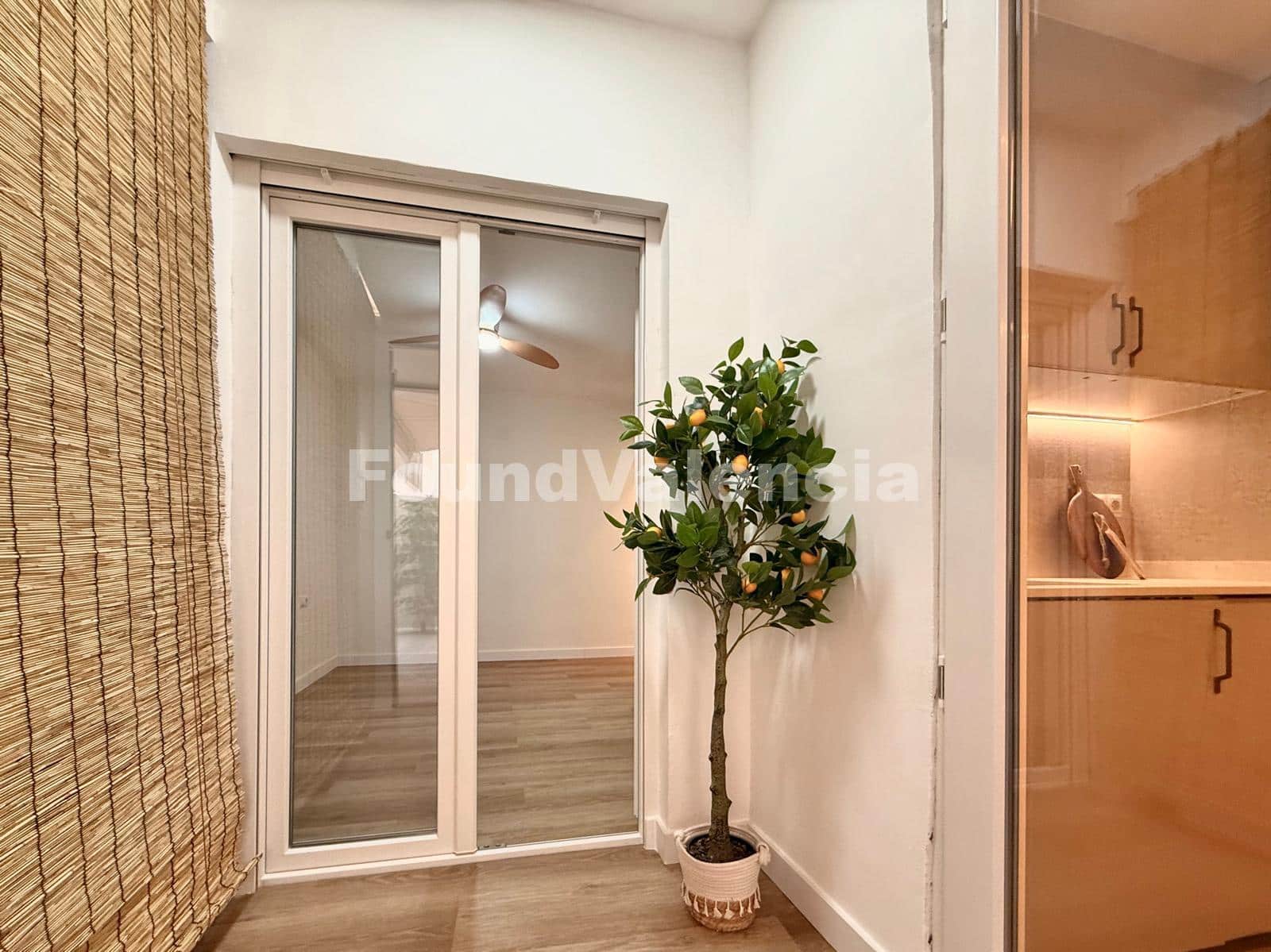 2 soveværelse Lejlighed til salg i Valencia by - € 400.000 (Ref: 9190720)