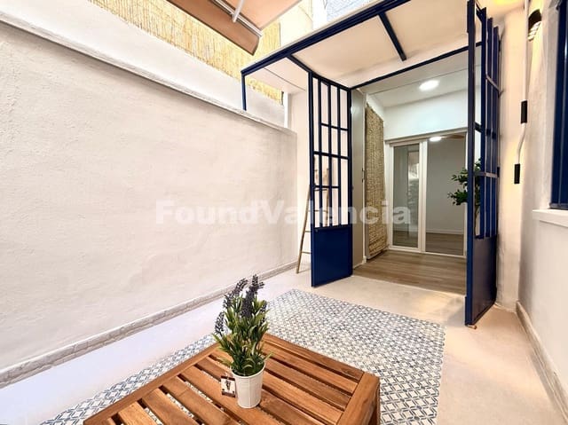 2 bedroom Apartment for sale in Valencia city - € 400,000 (Ref: 9190720)