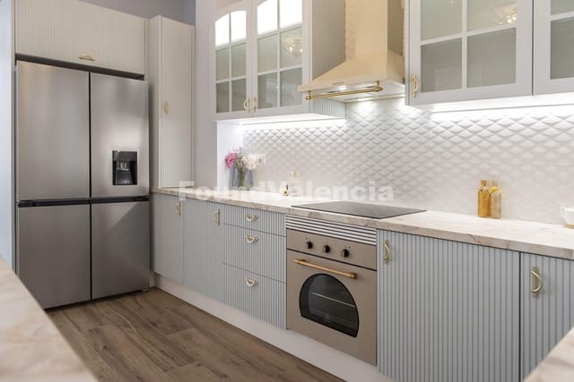 3 bedroom Apartment for sale in Valencia city - € 840,000 (Ref: 9206101)