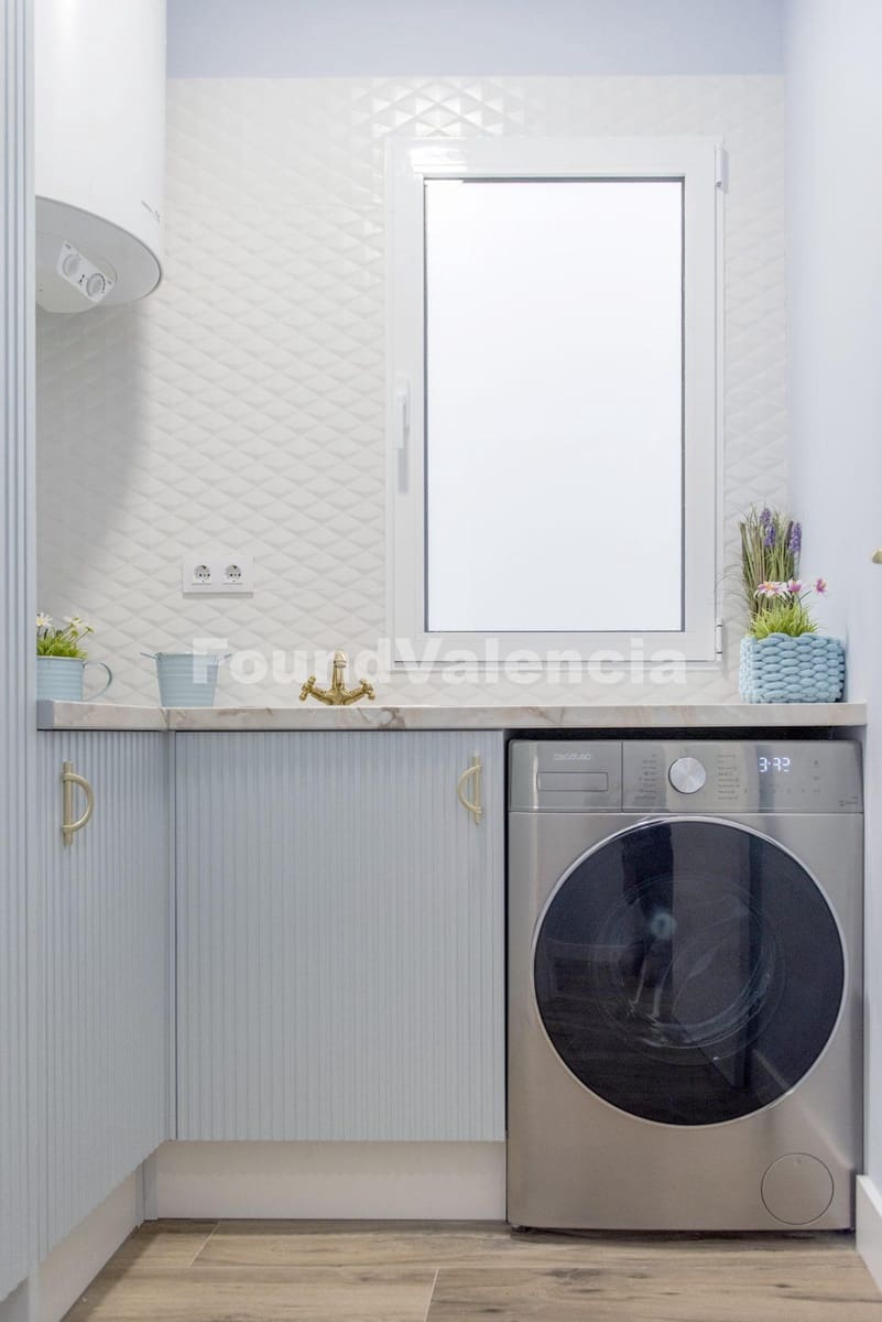 3 bedroom Apartment for sale in Valencia city - € 840,000 (Ref: 9206101)