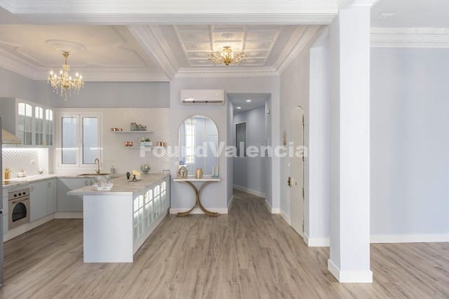 3 bedroom Apartment for sale in Valencia city - € 840,000 (Ref: 9206101)