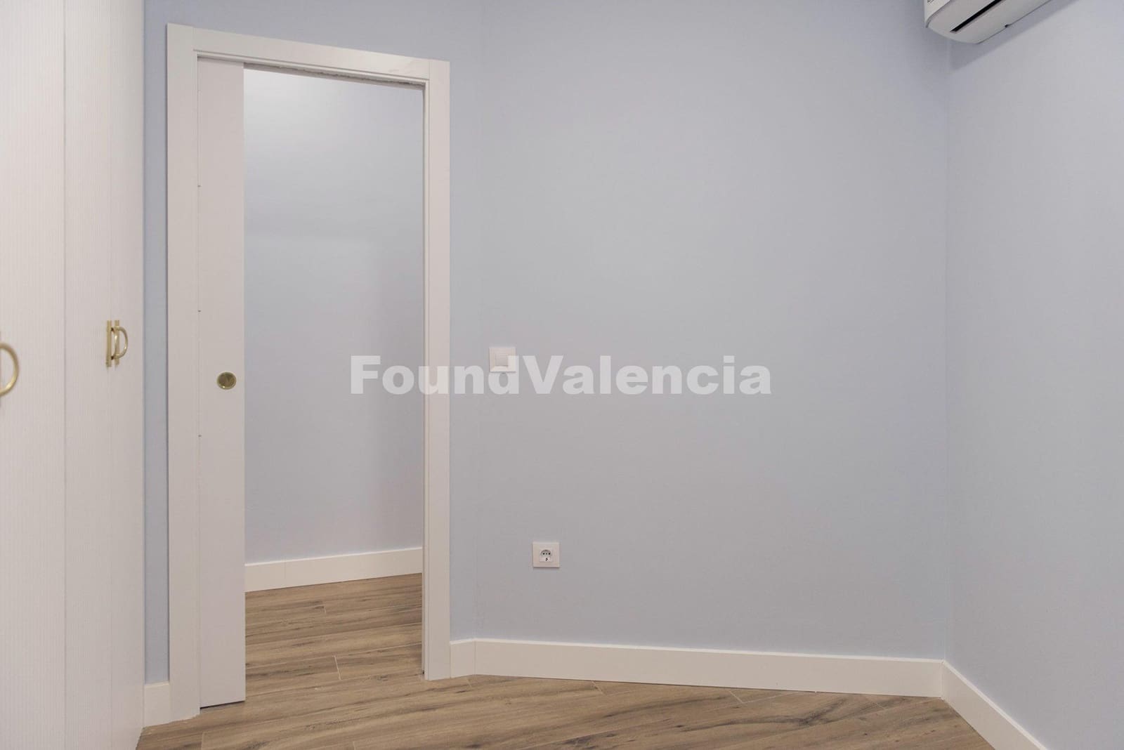 3 bedroom Apartment for sale in Valencia city - € 840,000 (Ref: 9206101)