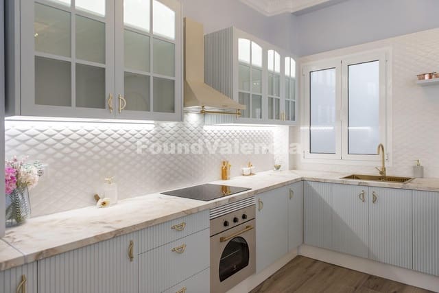 3 bedroom Apartment for sale in Valencia city - € 840,000 (Ref: 9206101)